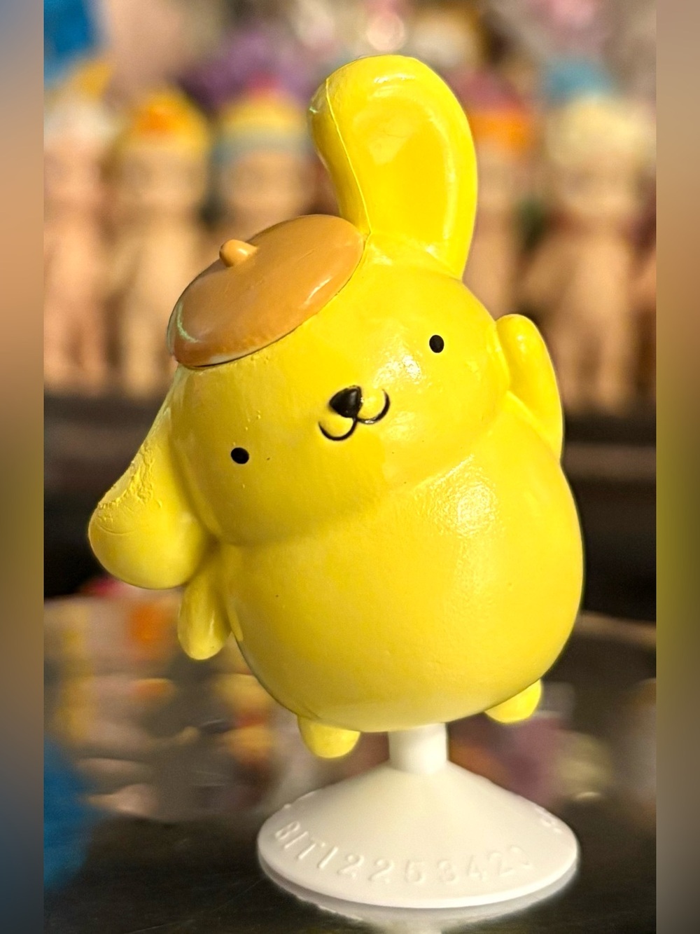 Sanrio Pompompurin Chibi Snapz Collectible Toy